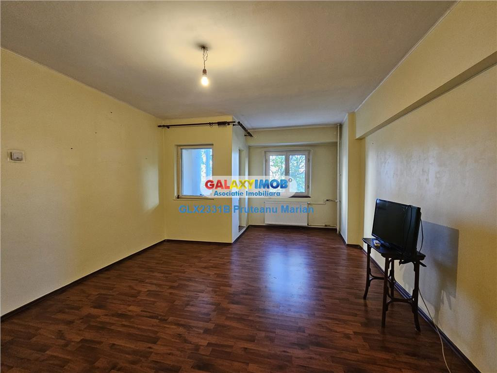 Apartament cu 3 camere situat pe Matei Basarab cu Decebal