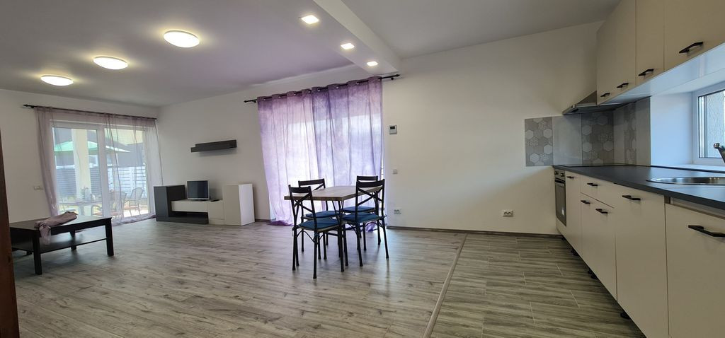 Casa 4 camere mobilata utilata cartier Izvor