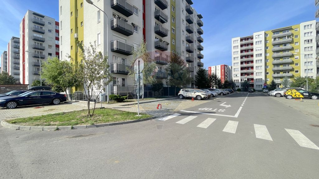 Apartament cu 3 camere de închiriat în zona Avantgarden!