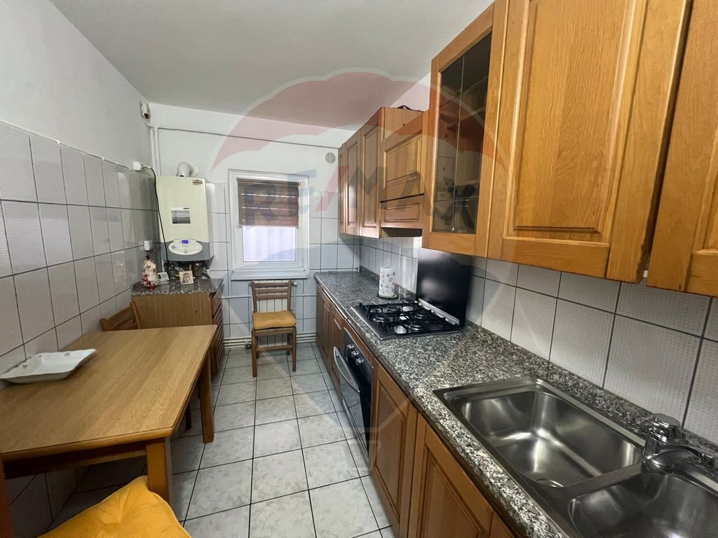 Apartament 2 camere de inchiriat în zona Lupeni