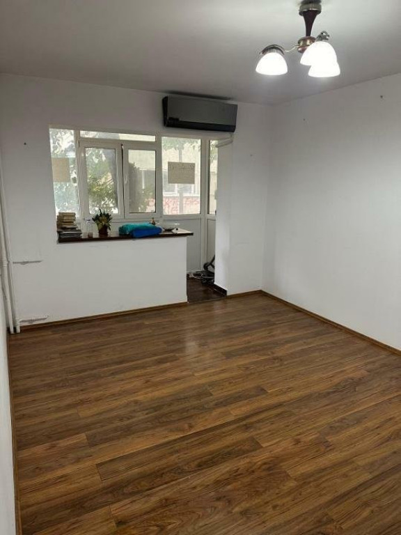 2 camere - semidecomandat - parter - Spitalul Sf. Pantelimon