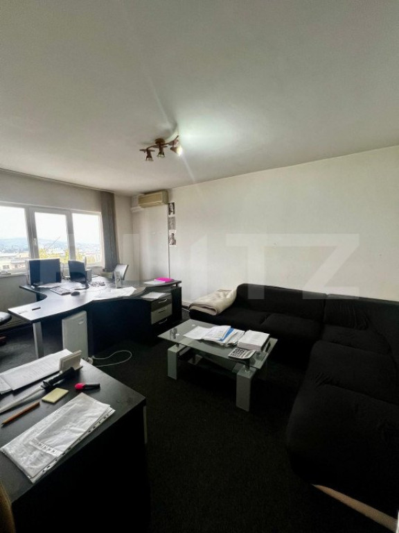 Apartament de 4 camere