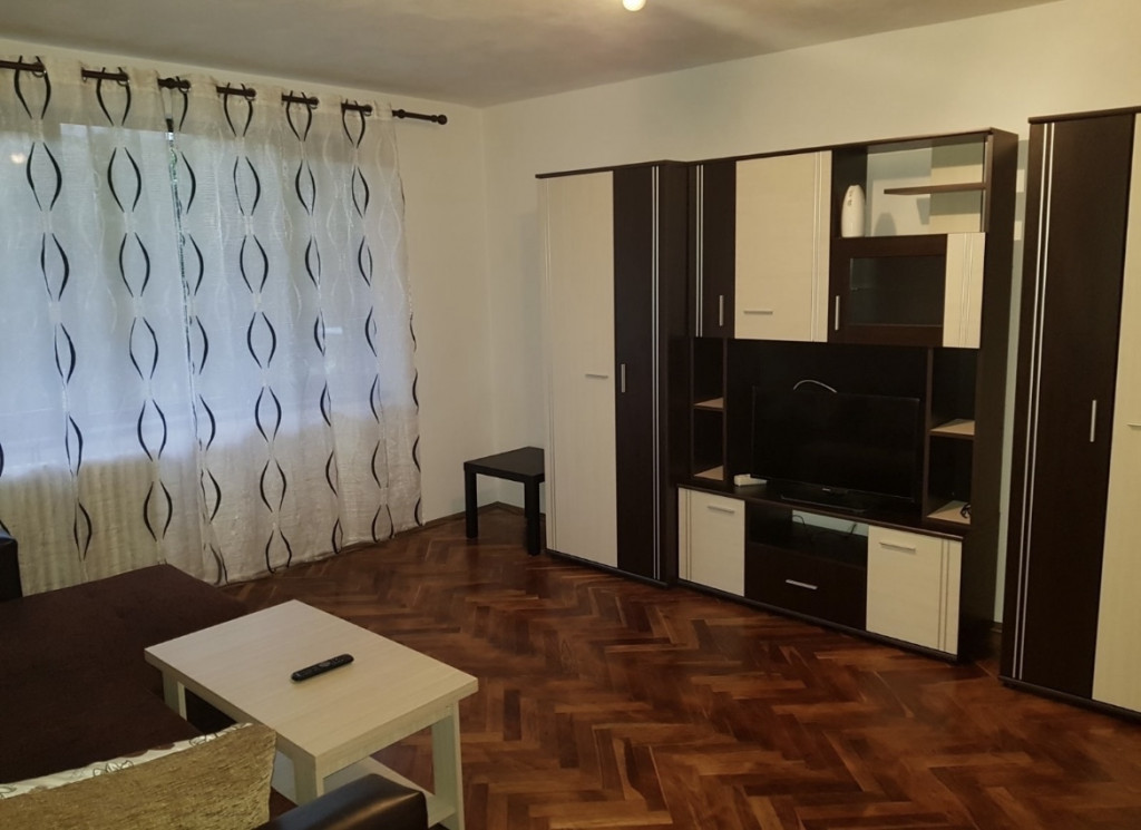 Apartament cu 2 camere, Cetate-Flanco