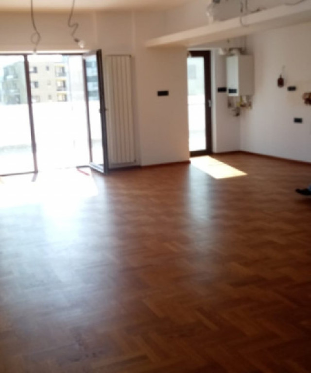 Apartament 2 camere - TERASA 47 MP - zona MIHAI BRAVU