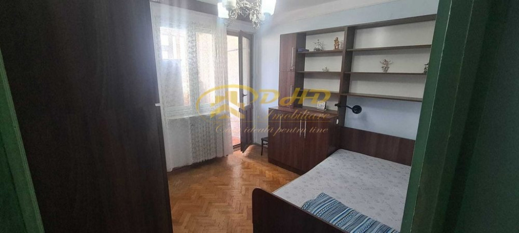 Apartament 2c decomandate Podu Ros-Piata Nicolina