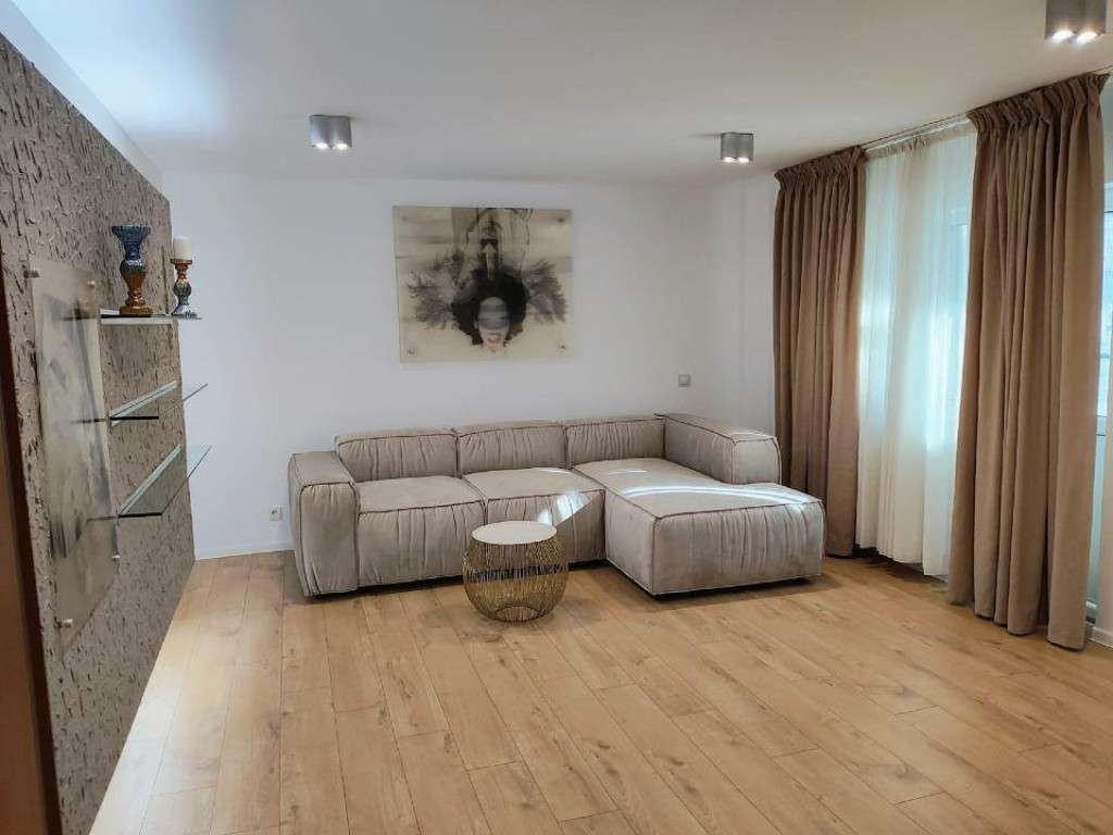 APARTAMENT NERVA TRAIAN