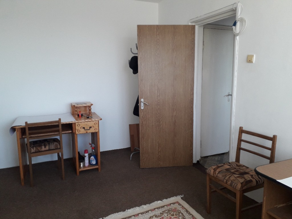 Apartament cu 2 camere semidecomandate Zona Central