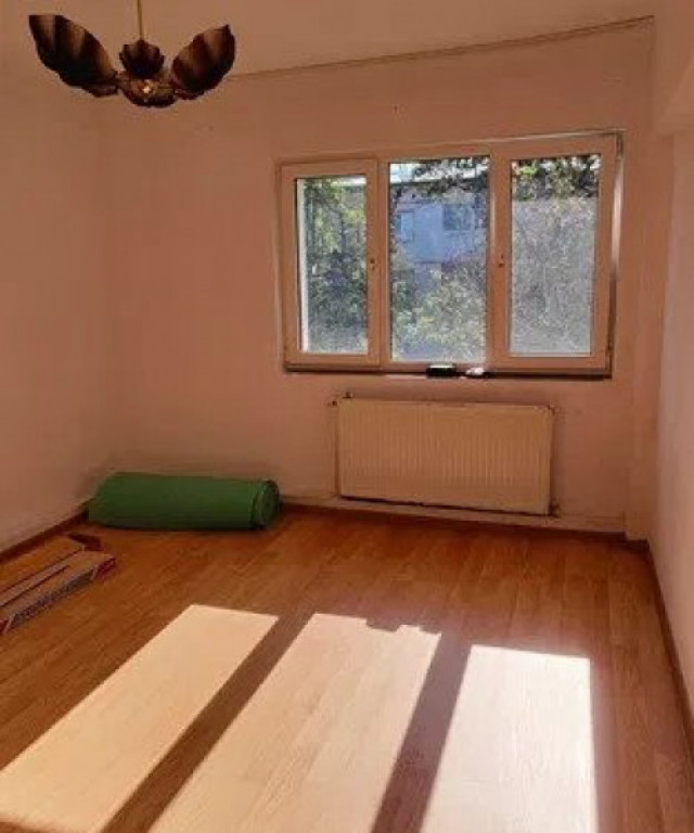 APARTAMENT 4 CAMERE