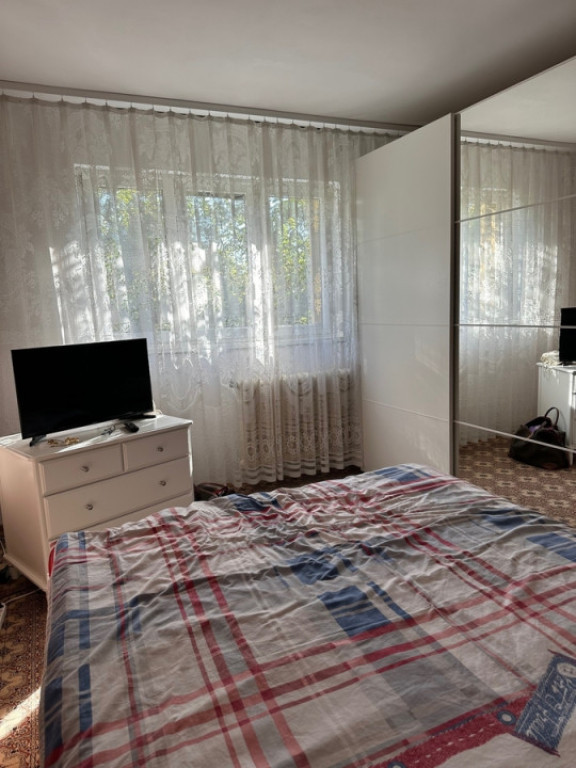 APARTAMENT 4 CAMERE - 2 MINUTE METROU FAVORIT - DRUMUL TABE