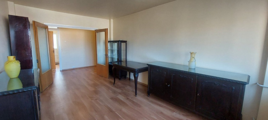 APARTAMENT 4 CAMERE-SEBASTIAN-CALEA RAHOVEI-2 BAI-2 BALCOANE