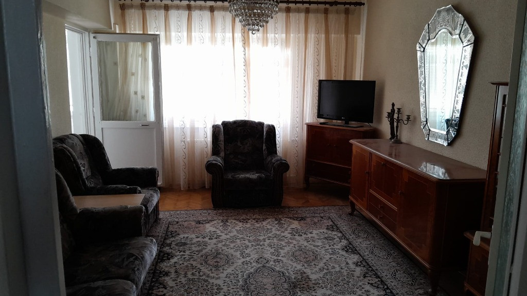 Apartament 2 camere - Tomis II - 400 euro/luna (Cod E2)