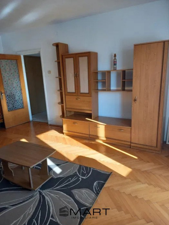 Apartament 3 camere decomandate cu balcon Terezian (pet frie