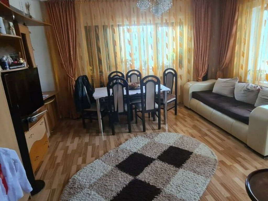 Apartament 3 camere