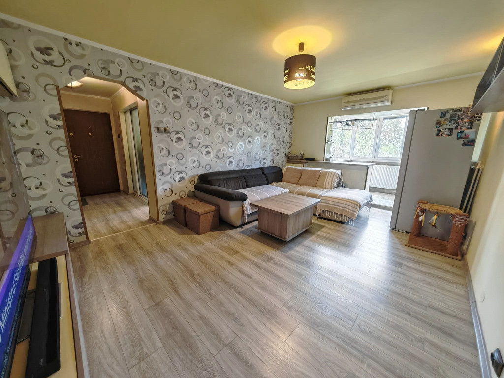 Pridvorului Apartament 4 cam (+1) + boxa 2 auto Parc Tineretului