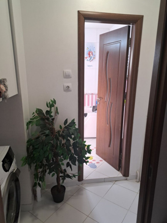 Apartament 3 Camere -Bloc Reabilitat- Calea 13 Septembrie-Mo