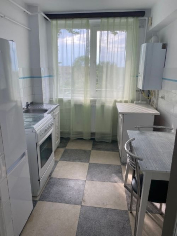 Inchiriez apartament 2 camere, 60mp, zona centrala, Giurgiu, 250euro