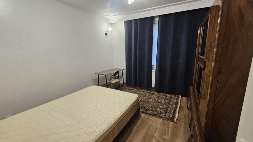 Apartament 3 camere D, in Piata Unirii