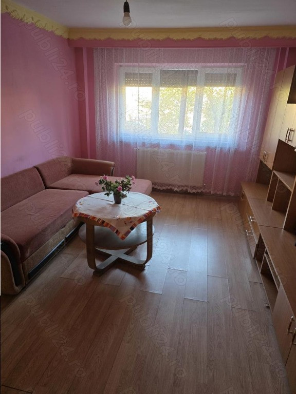 Apartament cu 3 camere