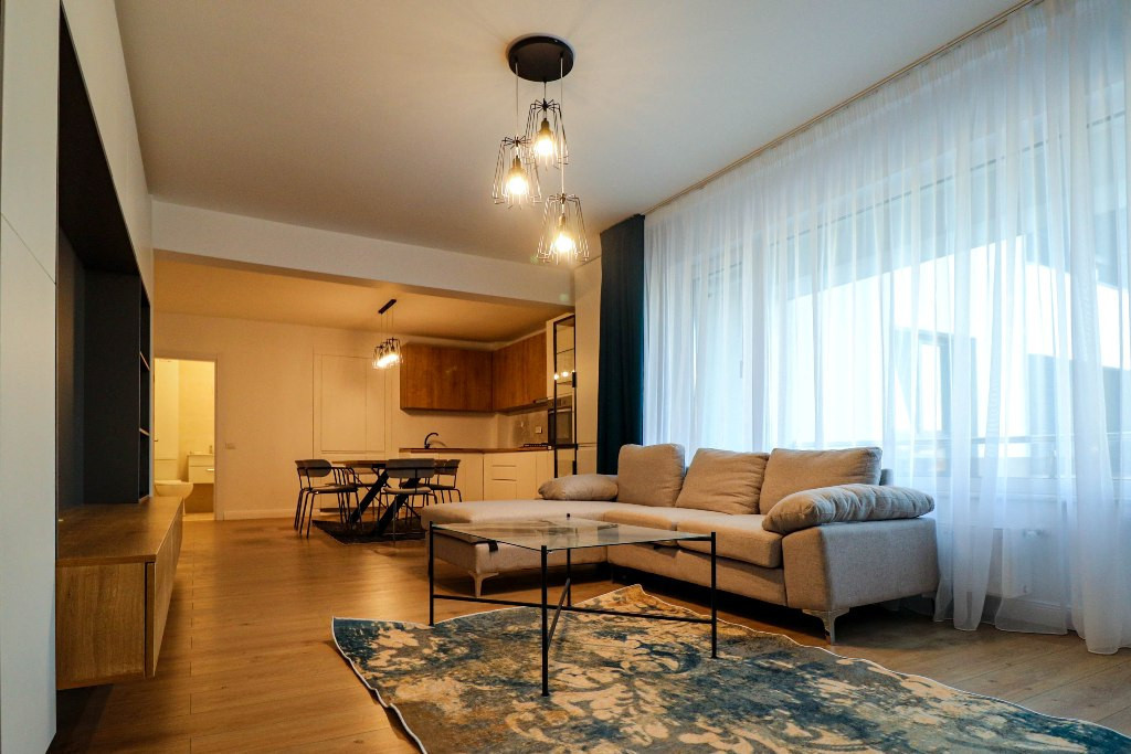 Apartament cu 3 camere Baneasa- Aleea Privighetorilor