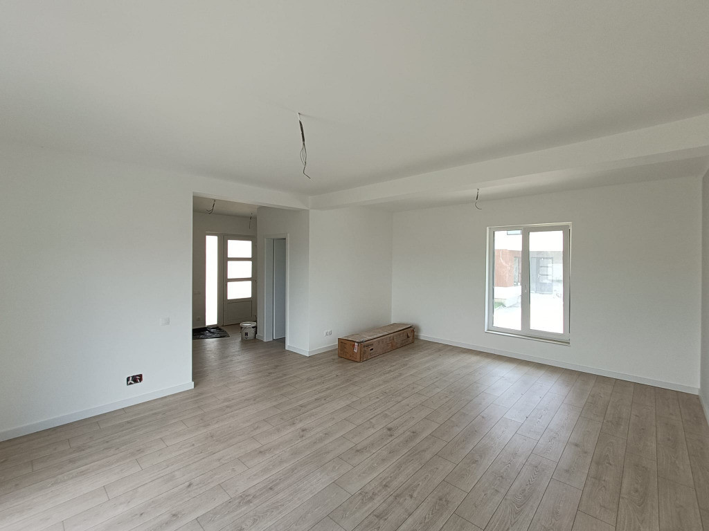 Duplex, finisat, zona centurii Vivo