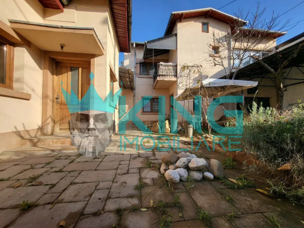 Rudului | 5 camere | 178 m2 | 3 parcari | Zona Linistita |