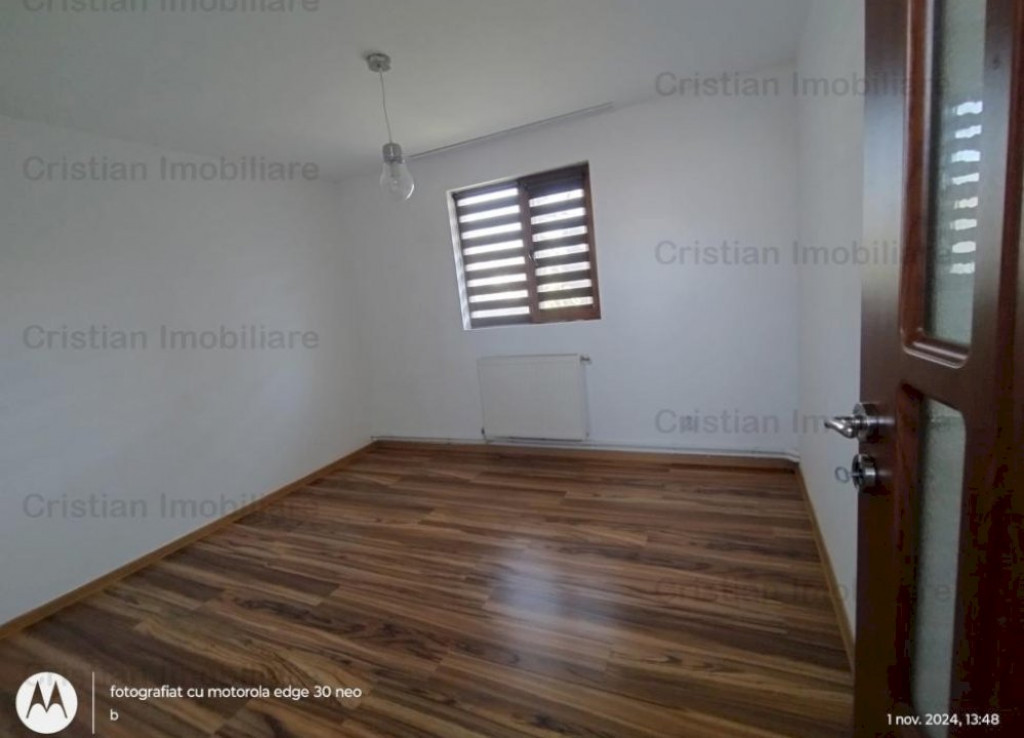 Apartament 3 camere, NEMOBILAT, etajul 1, zona Ultracentrala