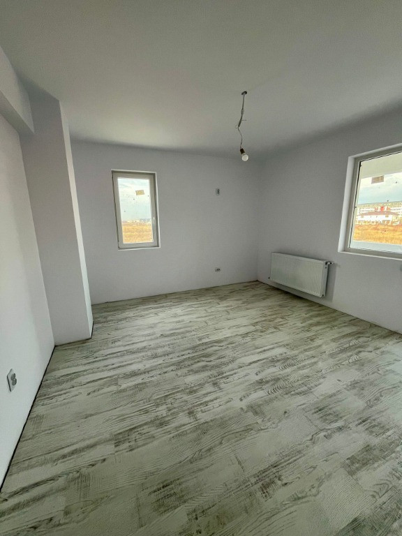 Apartament decomandat cu 2 camere - Comision 0% - Bloc Nou - Apa Nova