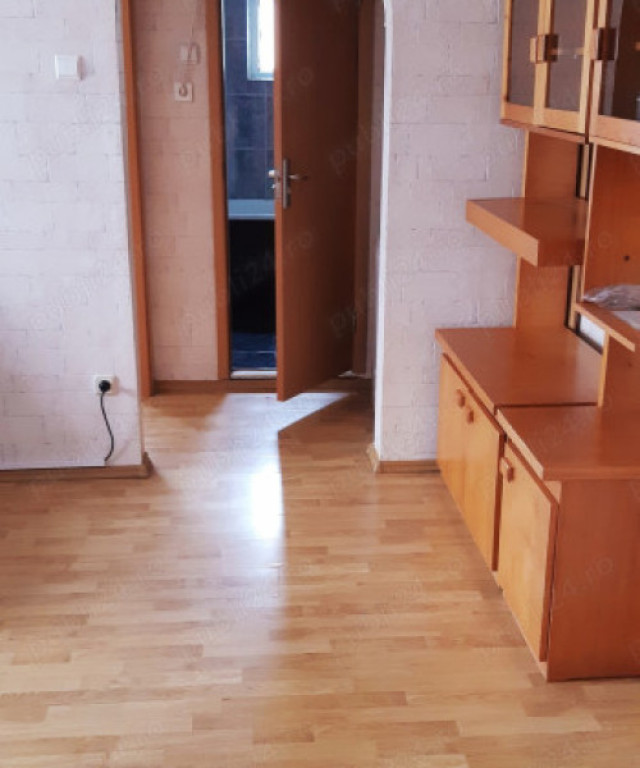 Apartament 3 camere -semidecomandat - plan 2 - Bd Chisinau