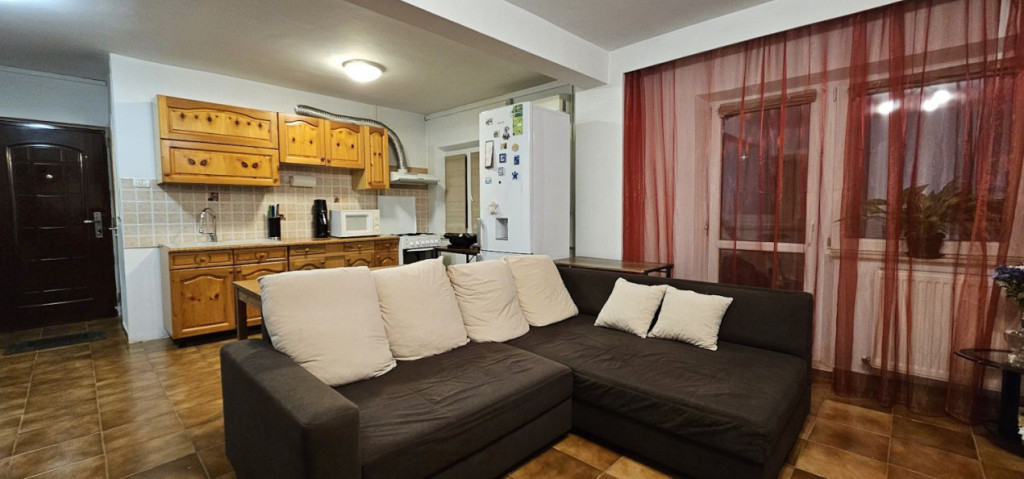 Apartament camere- etaj 1 -Voronet - Decebal