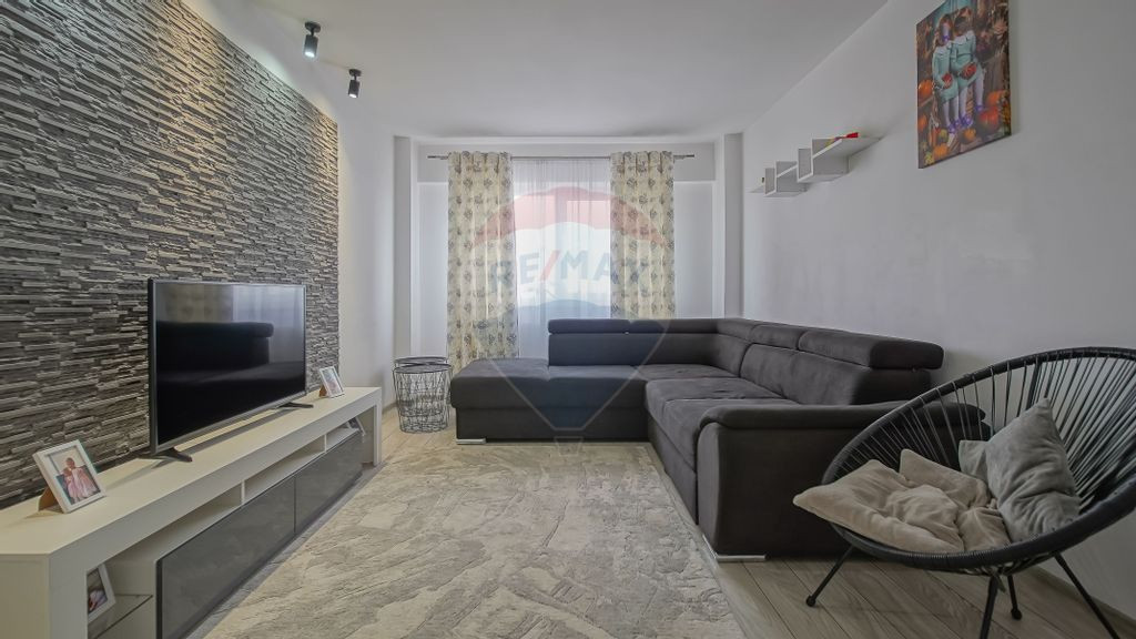 Comision 0 %! Apartament cu 3 camere de vânzare!