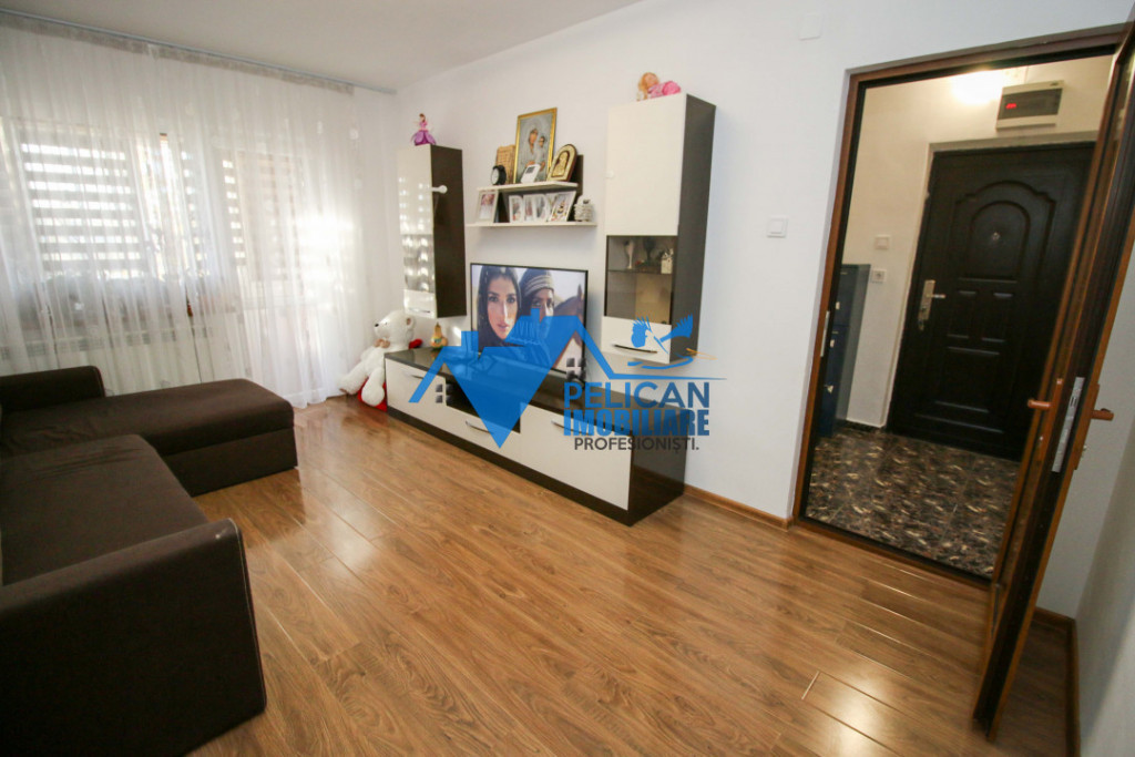 Marinarul, 2 camere, renovat modern, centrala proprie