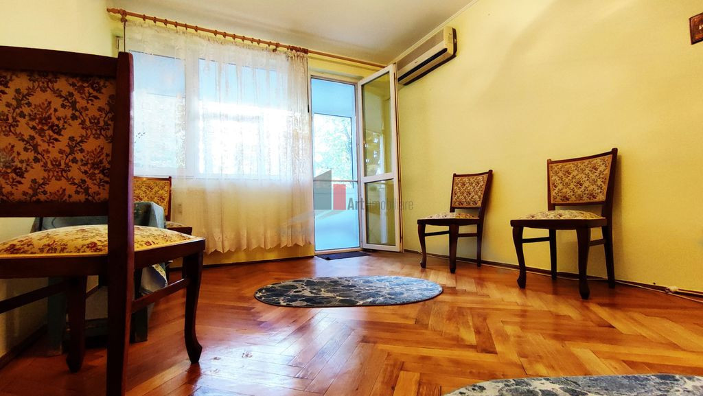 Apartament 3 camere de vanzare Bulevardul Basarabia -Aren...