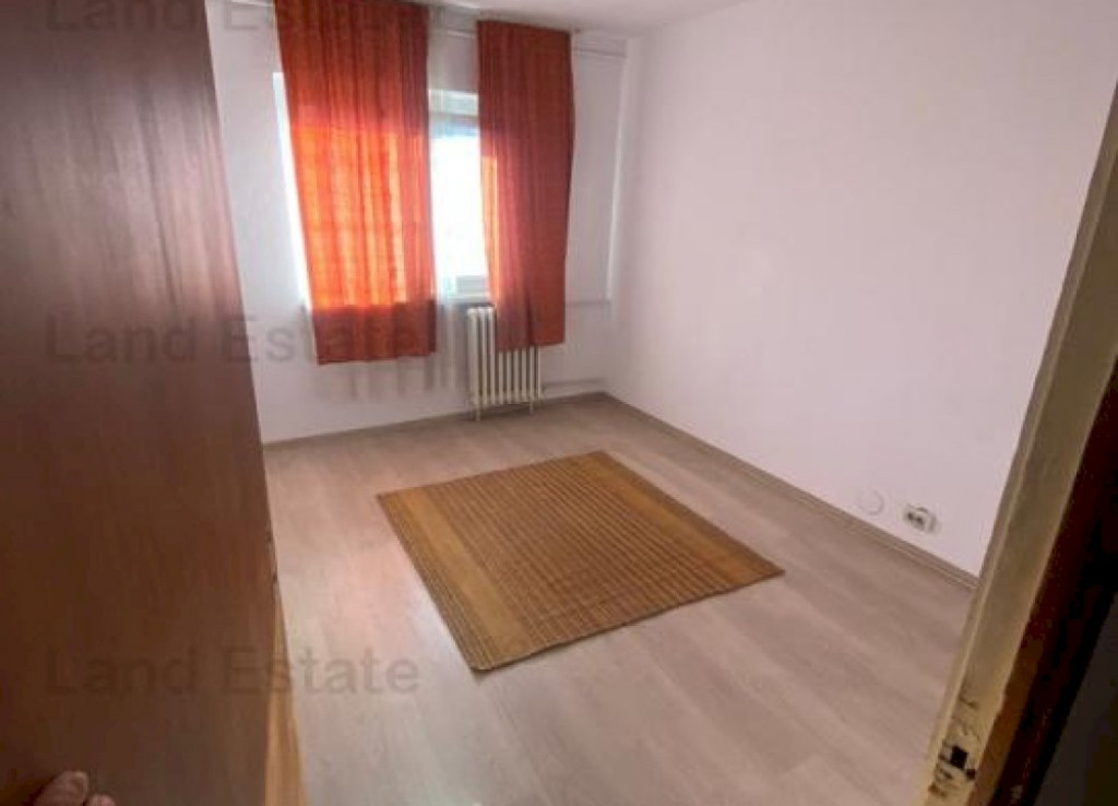 3 camere bloc reabilitat Sebastian - Petre Ispirescu