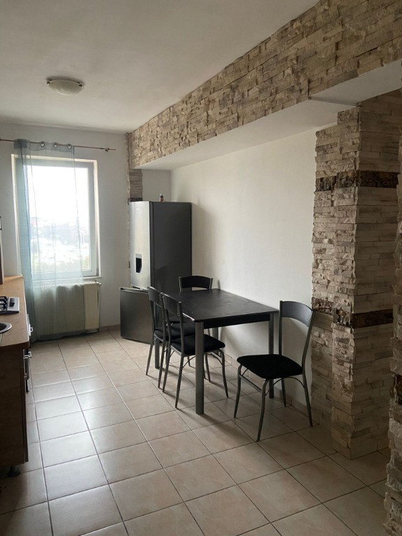 Apartament 2 camere Calea Moldovei