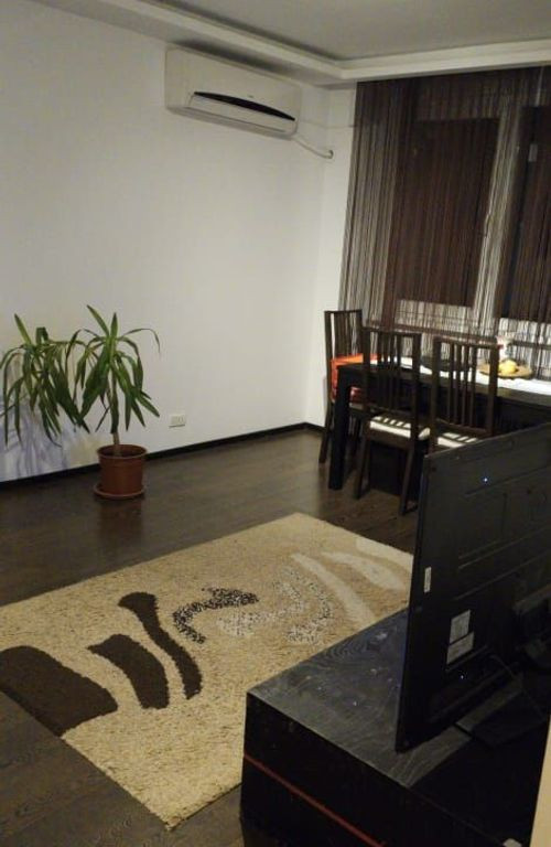 Apartament 4 camere decomandat zona Brancoveanu