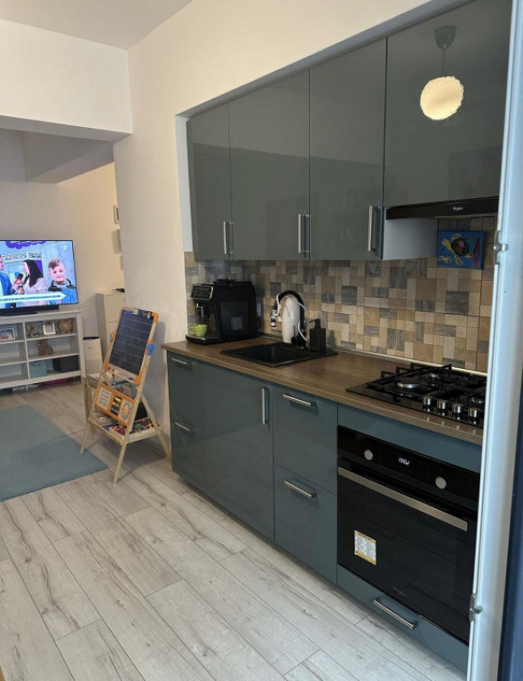 Apartament 3 camere | Zona 9 Mai