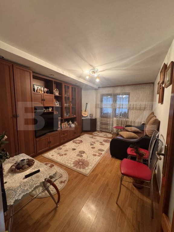 Apartament cu 2 camere, zona Burdujeni