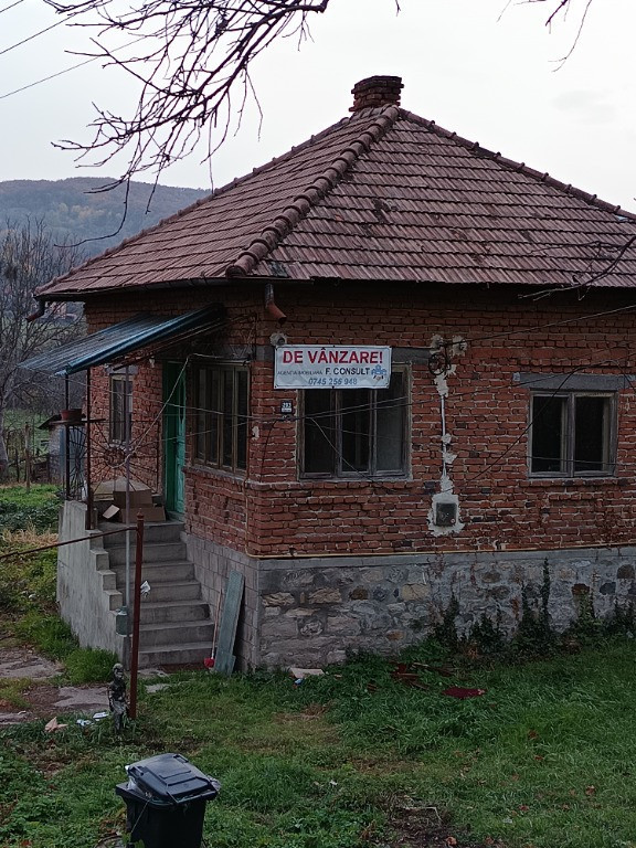 Casa și teren Ramnicu Valcea, Valcea, str.Stirbei Voda