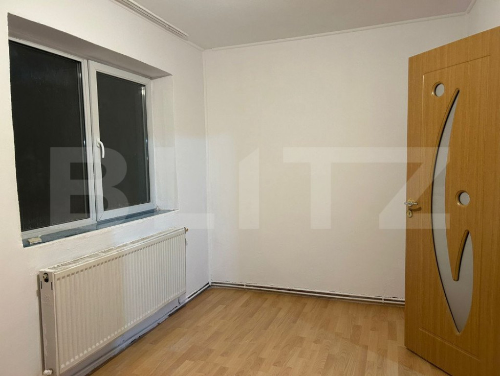 Apartament cu 2 camere, 40 mp, zona-Micro 15