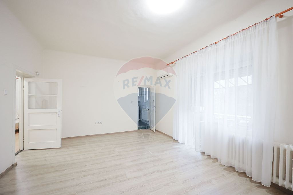 Apartament 2 Camere, Bloc Stil Boutique, Bd Dacia, Oradea...