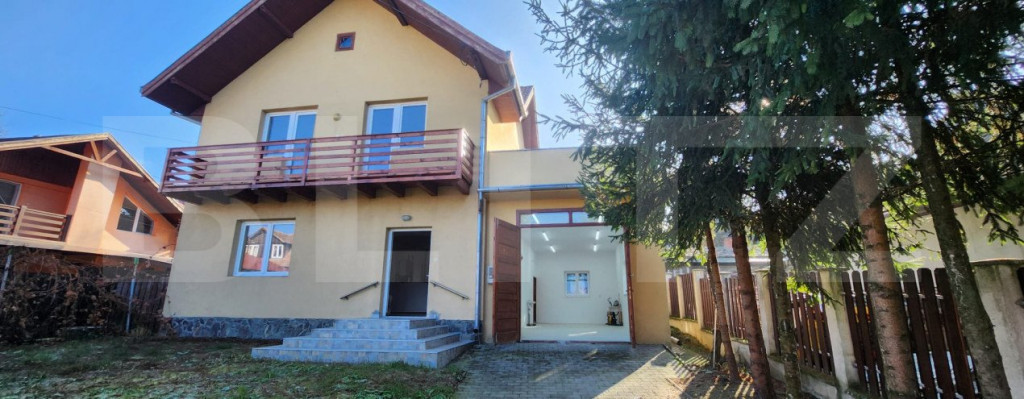 Casa superba cu 4 camere de vanzare