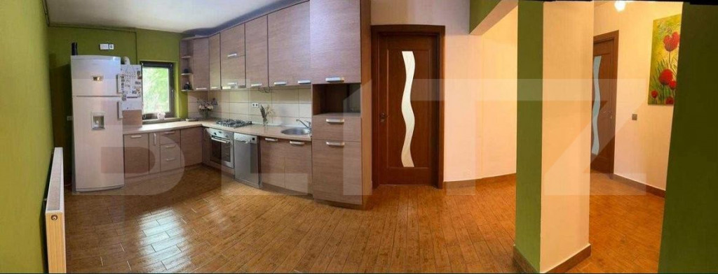 Apartament spațios și modernizat, 4 camere, 116 mp, etaj 2