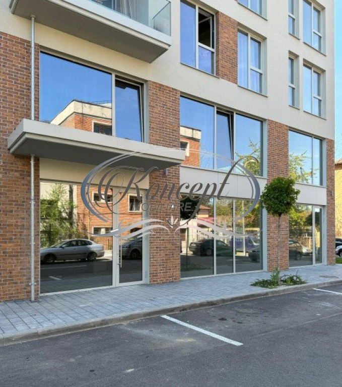 Spatiu comercial in Ansamblul Zenia