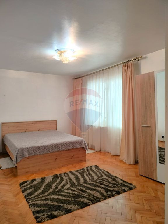 Apartament cu 2 camere de închiriat în zona Sud-Est