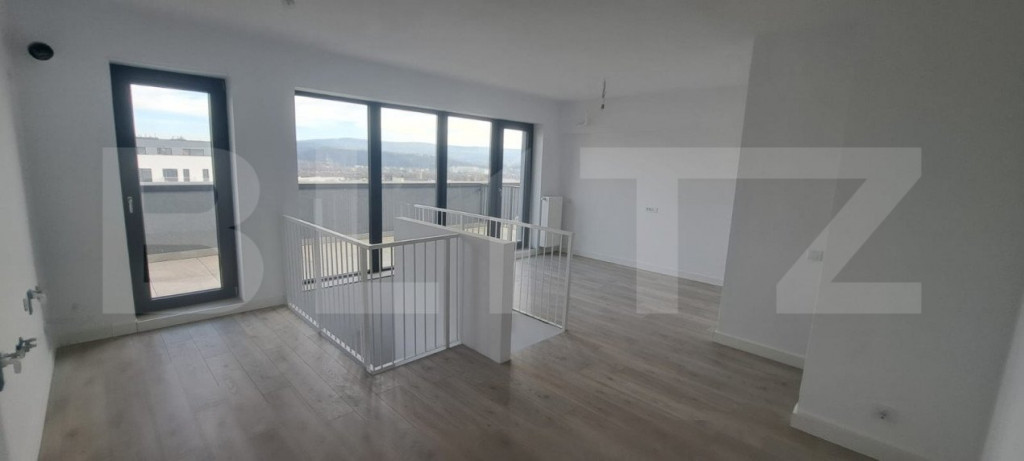 Apartament 3 camere, 70 mp, zona Silk District