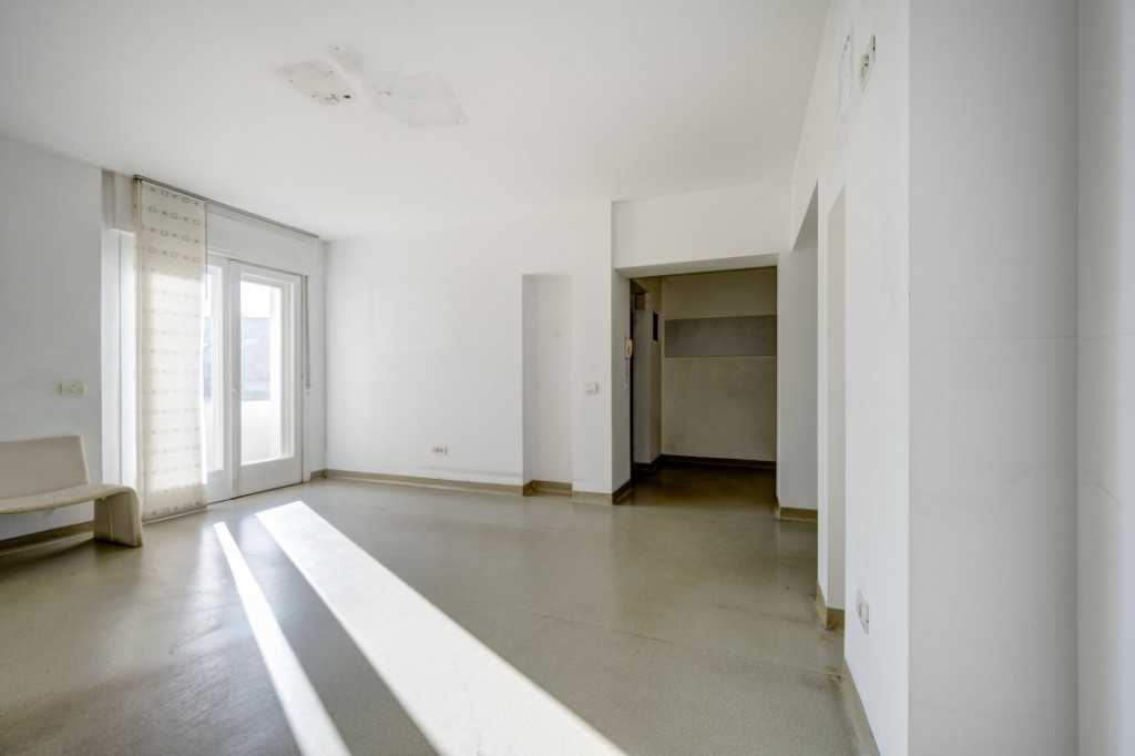 Apartament în imobil cu poveste de măiestrie inginerească