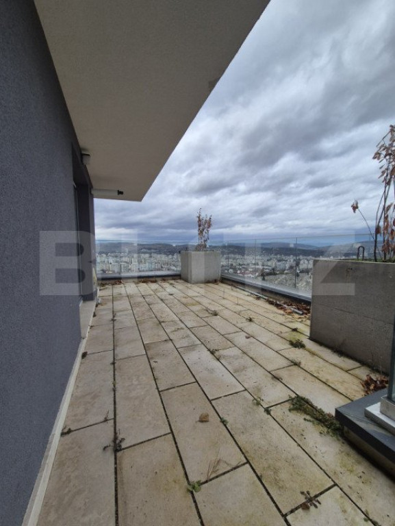 PENTHOUSE ! SUPER VIEW, 109 MP , 57 MP DE TERASA, CARTIER Z