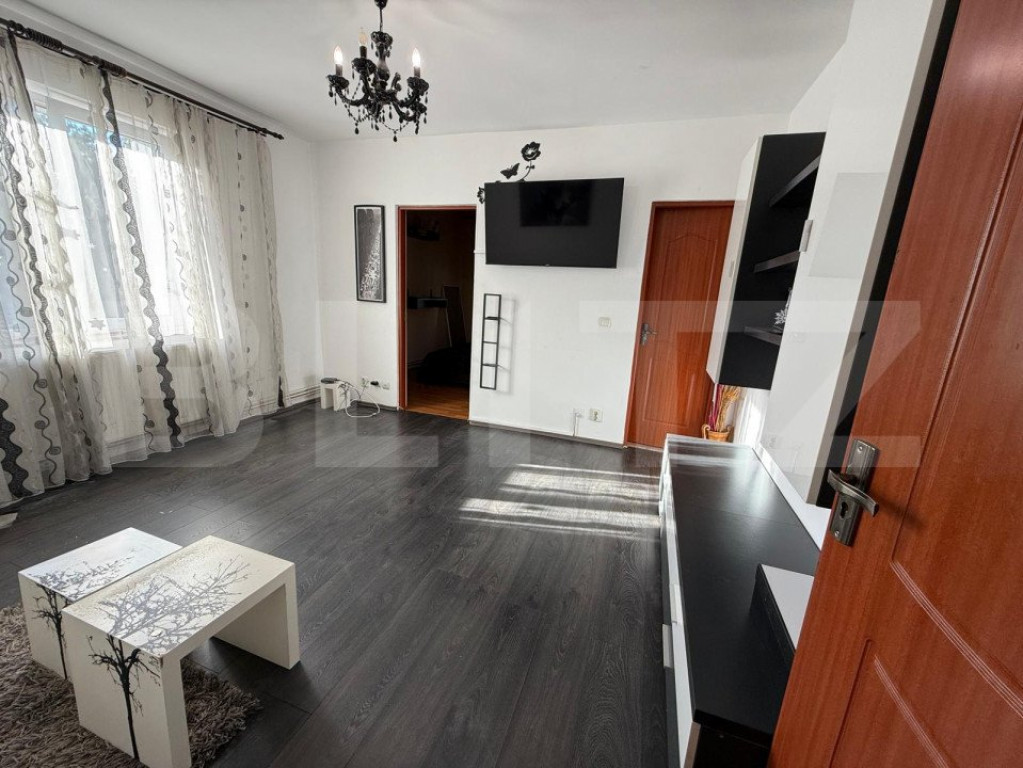 Apartament cu 2 camere, 37 mp, Strada George Enescu, Deva