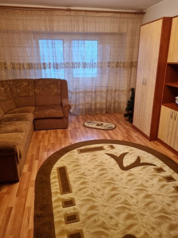 Apartament 4 camere, 2 bai-Zona Noua