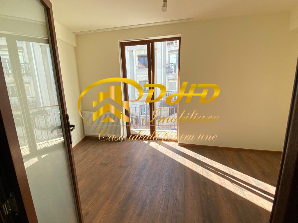 Apartament 2 camere renovat complet cu CT - Centru